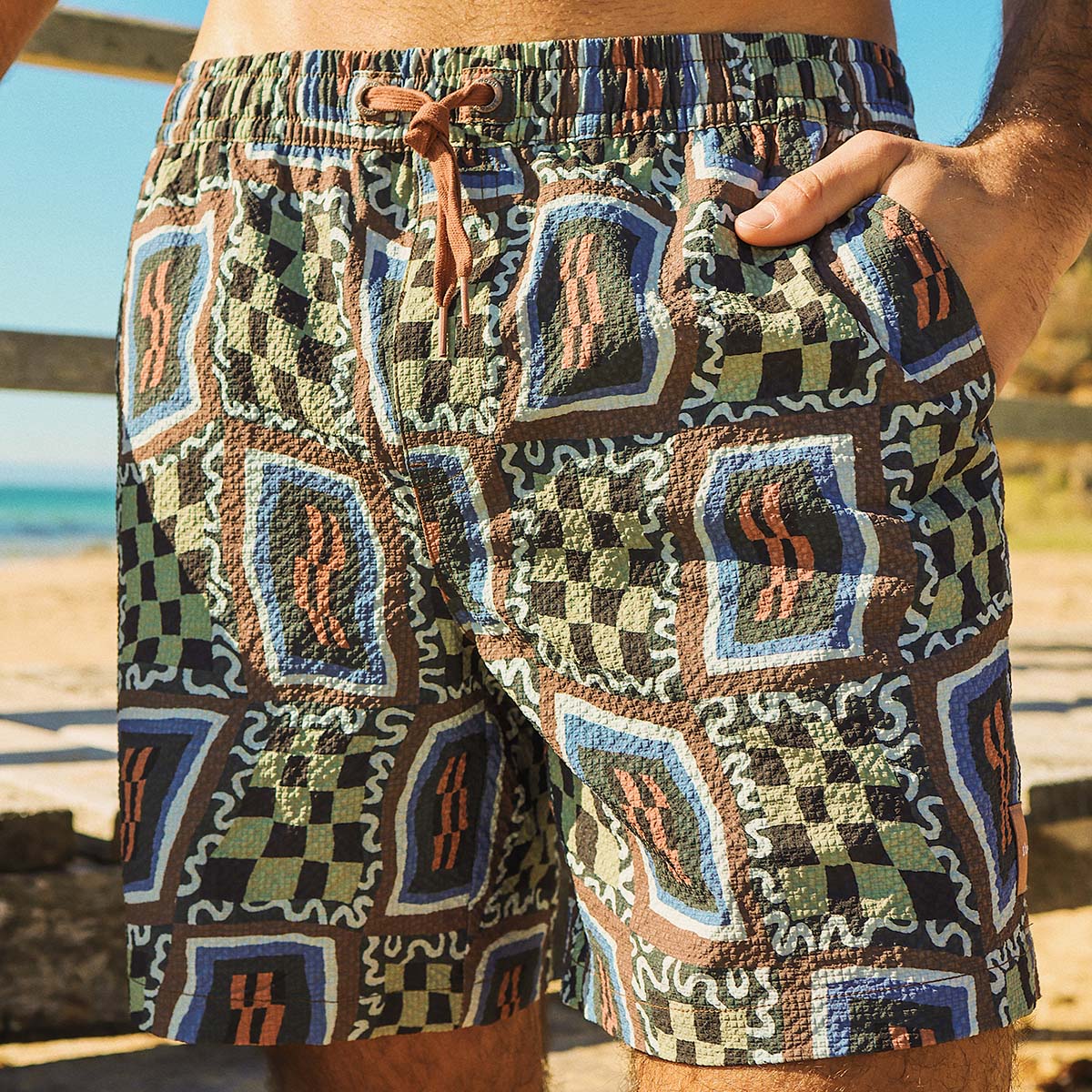 Magic Carpet Seersucker Everyday Shorts in Multi