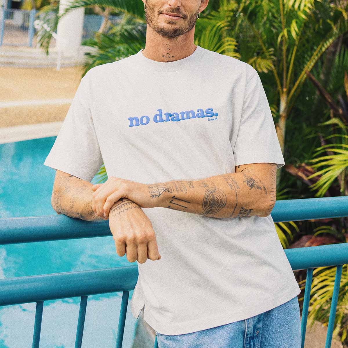 No Dramas Slang Tee in Snow Marl