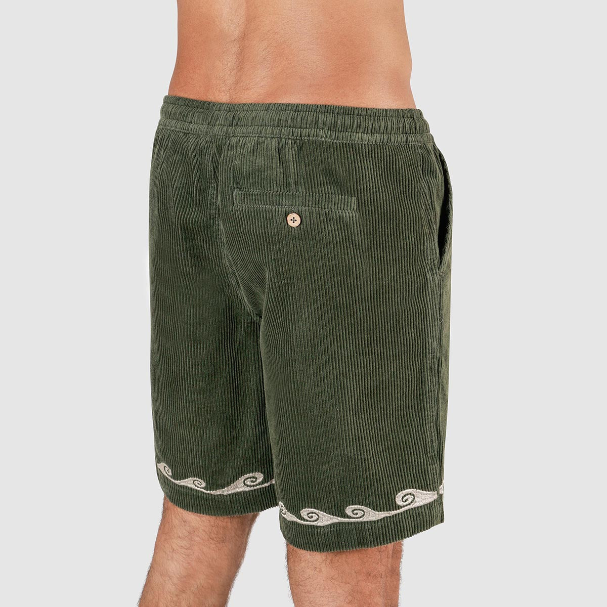 Cord Shorts in Olive