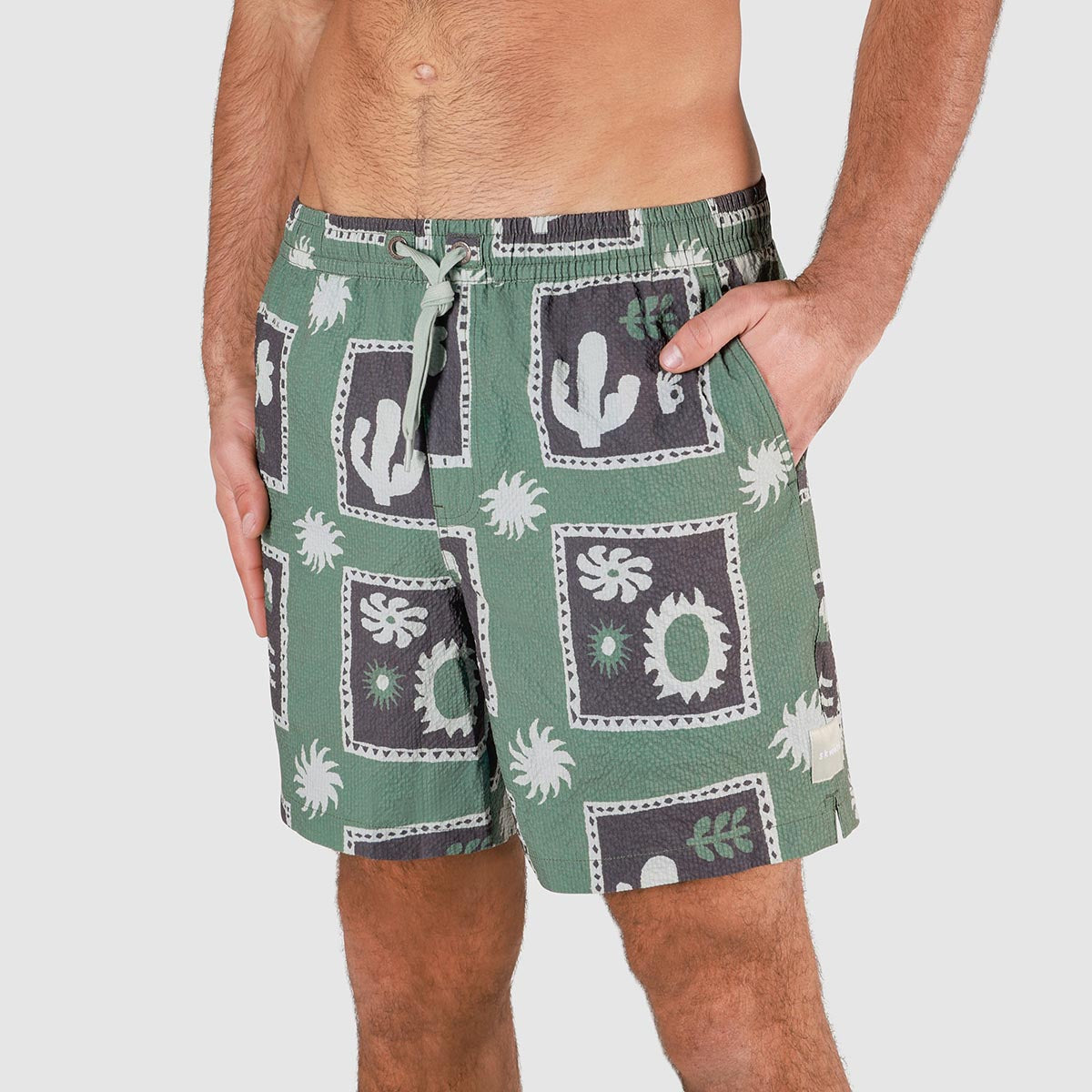 Joshua Tree Everyday Shorts in Green
