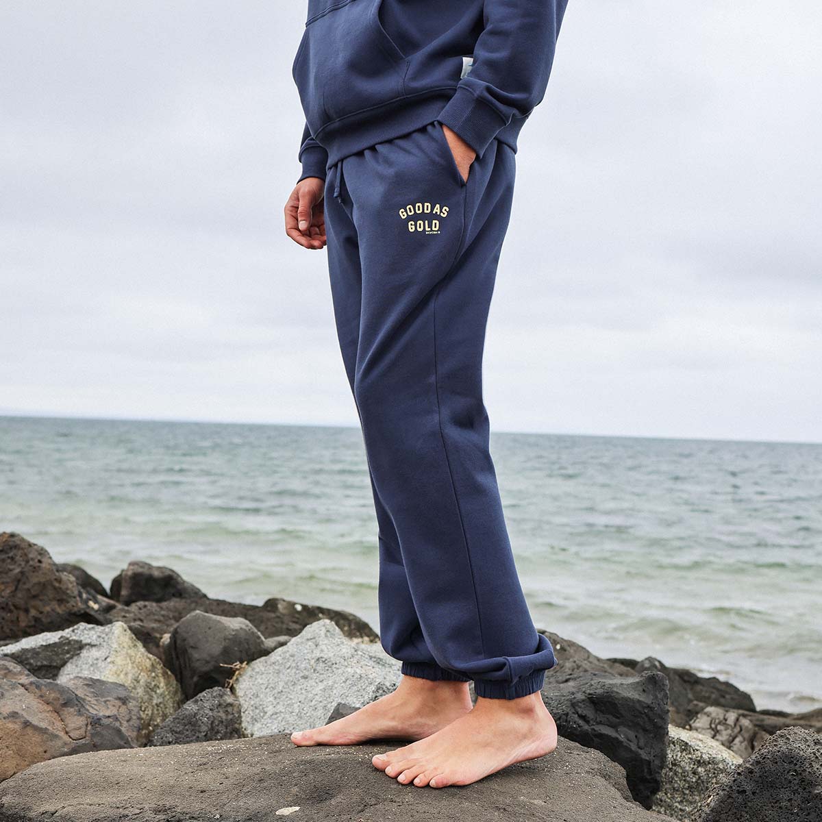 Good As Gold Sweat Pant in Navy