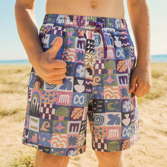 Island Oracle Boys Seersucker Everyday Shorts in Multi