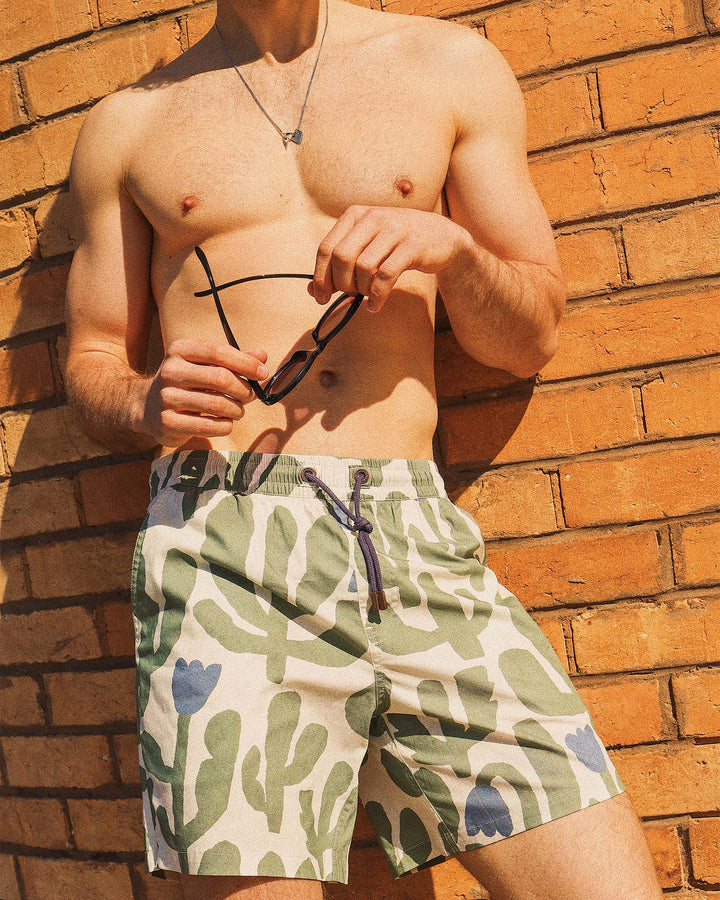 Pablo Prickles Everyday Shorts in Ecru