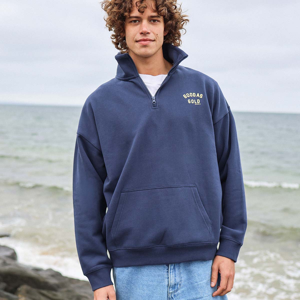 Good As Gold Half Zip Sweat in Navy