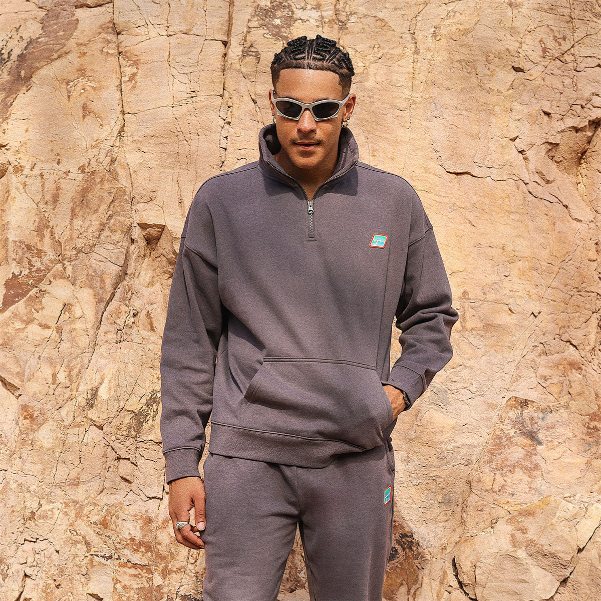 Chunky Mountain Half Zip Sweat in Carbon